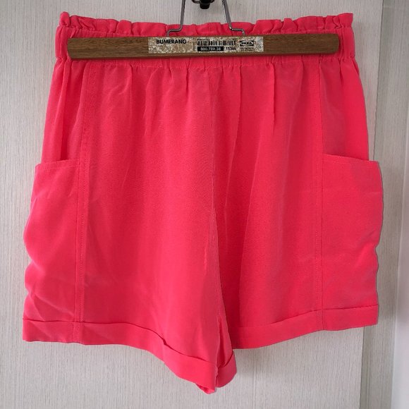 NWOT Aritzia Wilfred Cannes Pink Silk Shorts - Picture 2 of 4